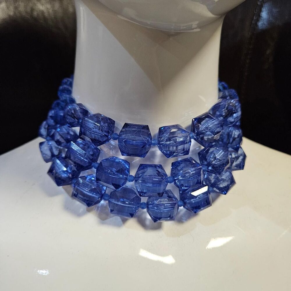vintage boho coastal blue tarina tarantino triple acrylic necklace